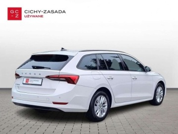 Skoda Octavia IV Liftback 2.0 TDI 150KM 2022 Skoda Octavia serwis ASO 2.0TDI 150KM bezwypadkowy pakiety virtual asysten, zdjęcie 4