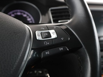 Volkswagen Golf Sportsvan Sportsvan 1.2 TSI BlueMotion Technology 110KM 2017 Volkswagen Golf Sportsvan automat navi PDC grzane, zdjęcie 29