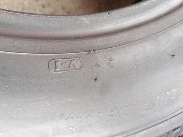 ПАМЯТНИК PIRELLI CINTURATO V-1 185/70HR14 5214
