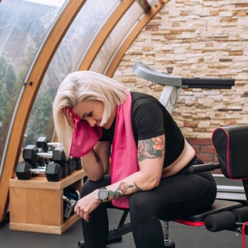 БЫСТРОСУХОЕ СПОРТИВНОЕ ПОЛОТЕНЦЕ ИЗ МИКРОФИБРЫ 30Х100