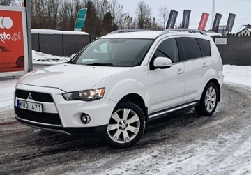Mitsubishi Outlander II 2.4 MIVEC 170KM 2011 Mitsubishi Outlander 4x4 Automat Oplacony 2.4 Benzyna 170KM, zdjęcie 2