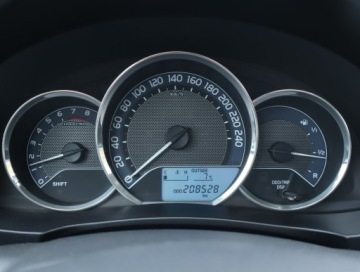 Toyota Corolla XI Sedan 1.6 Valvematic 132KM 2015 Toyota Corolla 1.6 Valvematic, Salon Polska, zdjęcie 10