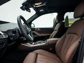 BMW X5 G05 SUV Facelifting 3.0 40d 352KM 2025 BMW X5 xDrive40d Dostępne od ręki!, zdjęcie 13