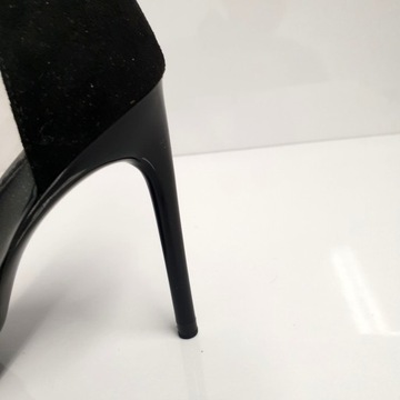 Buty Zara 35 czarne buty na obcasie szpilki