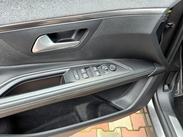 Peugeot 5008 II Crossover 1.6 THP 180KM 2019 Peugeot 5008 GT-Line, 7-os, Full LED, Blis, Kam., zdjęcie 18