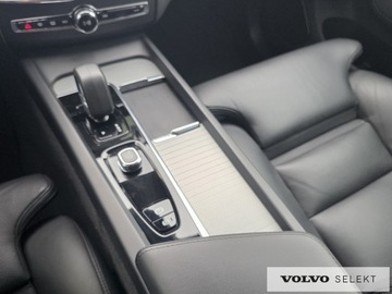 Volvo XC60 II 2023 Volvo XC 60 FV23 Plus Dark B4 B 197+14KM Aut BLIS, zdjęcie 28