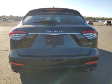 Maserati Levante 2023 Maserati Levante 2023, 3.0L, 4x4, GT, od ubezpieczalni 3.0 Benzyna 345KM, zdjęcie 3
