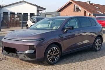 Leapmotor 2026 B10 Design Hybrid EV 18,8 kWh 218KM, zdjęcie 2