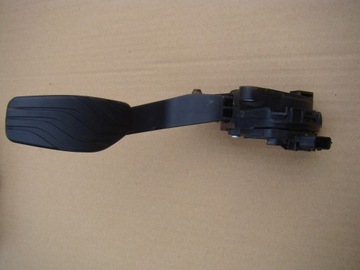 Потенциометр педали газа KOLEOS 18002DF30B