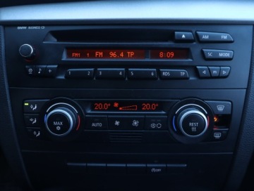 BMW Seria 1 E81/E87 2009 BMW 1 116i, Klima, Klimatronic, zdjęcie 11