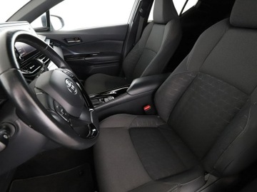 Toyota C-HR I Crossover Facelifting 1.8 Hybrid 122KM 2020 Toyota C-HR Hybryda Automat Kamera cofania, zdjęcie 12