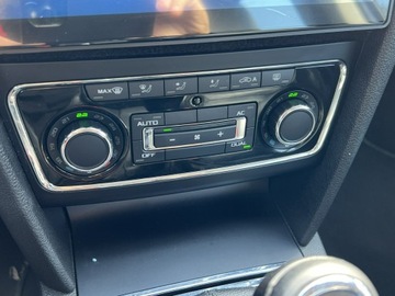 Skoda Superb II Sedan 1.9 TDI PD 105KM 2009 Škoda Superb Skoda Superb Zarejestrowany Navi, zdjęcie 14