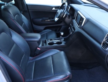 Kia Sportage IV SUV Facelifting 1.6 T-GDI 177KM 2019 Kia Sportage 1.6 T-GDI, Salon Polska, Serwis ASO, zdjęcie 8