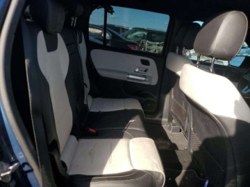 Mercedes GLB 2021 Mercedes-Benz GLB 250 4Matic 2021 2.0 Benzyna 221KM, zdjęcie 10