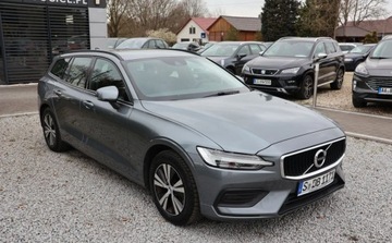 Volvo V60 II  Kombi 2.0 D3 150KM 2019 Volvo V60 NAVIGACJA, Grzane Fotele, Multifunkcja, Tempomat, Czujniki, Auto, zdjęcie 1
