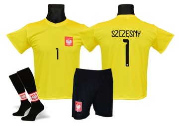 SZCZĘSNY POLSKA strój koszulka spodenki getry 152