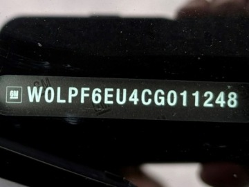 Opel Astra J Hatchback 5d 1.4 Turbo ECOTEC 120KM 2011 Opel Astra 1.4 turbo 120 KM Sportowe fotele Alu 18, zdjęcie 23