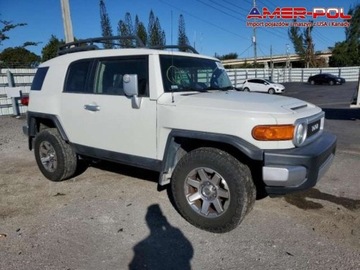 Toyota FJ Cruiser 2014 Toyota FJ 2014 TOYOTA FJ CRUISER silnik 4.0 L ...