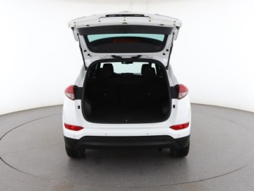 Hyundai Tucson III SUV 1.7 CRDI 115KM 2018 Hyundai Tucson panorama navi kamera grzane fotele, zdjęcie 18