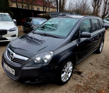 Opel Zafira C Tourer 1.8 Twinport ECOTEC 115KM 2011 OPEL ZAFIRA 7-Os LPG, zdjęcie 2