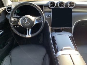 Mercedes GLC C254/X254 Coupe 2.0 220d 197KM 2025 GLC Coupe 220 d 4-Matic Avantgarde 2.0 (197KM) 2025, zdjęcie 6