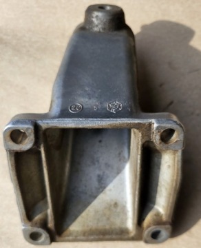 Stütze Halter DES MOTORS Stütze MERCEDES E-KL W210 W202 2.5 DIESEL Original | thumb 1