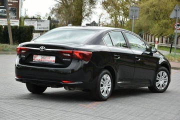 Toyota Avensis III Sedan Facelifting 2015 1.6 Valvematic 132KM 2015 Toyota Avensis 1.6 132KM 2015r. lift SALON climatr, zdjęcie 18