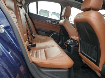 Alfa Romeo Giulia II 2018 Alfa Romeo Giulia 2018 Alfa Romeo Giulia Ti Sport RWD 2.0 Benzyna 280KM, zdjęcie 9