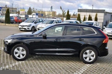 Volvo XC60 II 2021 Volvo XC 60 B4 B Geartronic Momentum Pro 2.0 benzyna 197KM 2021r, zdjęcie 4