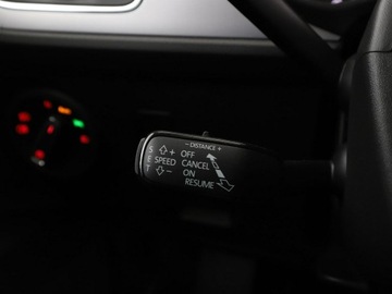 Seat Leon III Hatchback Facelifting 1.5 EcoTSI 150KM 2019 Seat Leon GRATIS! Pakiet Serwisowy o wartości 600, zdjęcie 32