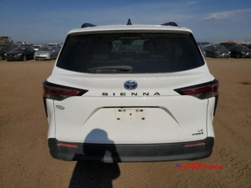 Toyota Sienna III 2022 Toyota Sienna 2022 r. 2,5L HYBRID LE 2.5 Hybryda 245KM, zdjęcie 4