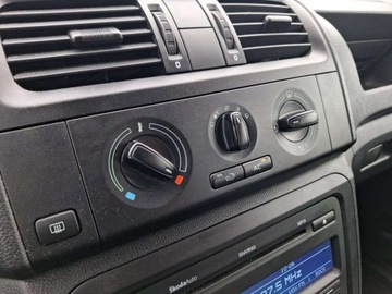 Skoda Fabia II 2010 Skoda Fabia Active 1,2 MPI 75KM FV-vat marza Przebieg 133000KM 2.0, zdjęcie 17