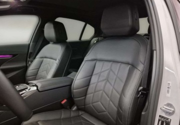 BMW Seria 5 G90-91 Touring 2.0 520d 197KM 2025 BMW Seria 5 520d xDrive M Sport, Panorama, Harman Kardon, Hak, Gwarancja, zdjęcie 14