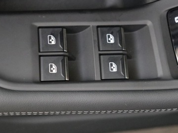 Audi A6 C8 Allroad 2.0 40 TDI 204KM 2025 AUDI A6 TDI quattro S line Avant Combi (204 KM) 2025, zdjęcie 12