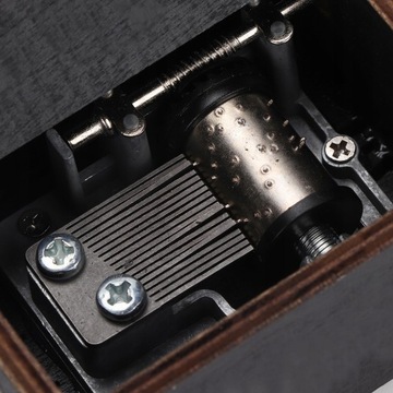 Деревянная музыкальная шкатулка «Битлз» с рукояткой в ​​подарок.