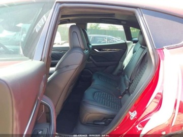 Maserati Levante 2022 Maserati Levante Tributo 2022 3.0 Benzyna 424KM, zdjęcie 12