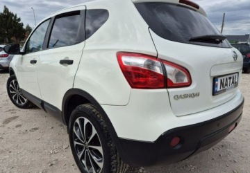 Nissan Qashqai I Crossover Facelifting  1.6 117KM 2013 Nissan Qashqai Zadbany 1.6 Benzyna 116KM, zdjęcie 1