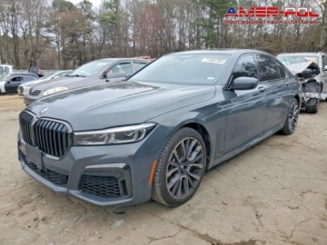 BMW Seria 7 G70 2022 BMW Seria 7 BMW serii 7 750i xDrive Sedan z 2022 roku , od ubezpieczalni