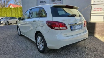 Mercedes Klasa B W246 Sports Tourer Facelifting 1.5 180 d 109KM 2018 Mercedes-Benz Klasa B 1.5 diesel 109 KM NAVI klimatronic zarejestrowany 49, zdjęcie 4
