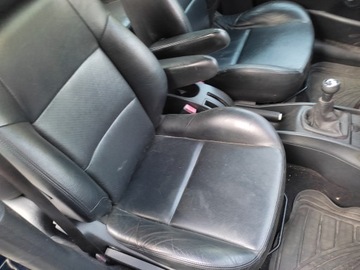 PEUGEOT 207 5d FOTELE SKÓRA