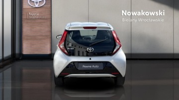 Toyota Aygo II Hatchback 3d Facelifting 1.0 VVT-i 72KM 2021 Toyota Aygo 1.0 VVT-i X-play II (2014-) 1.0 VVT-i, zdjęcie 4