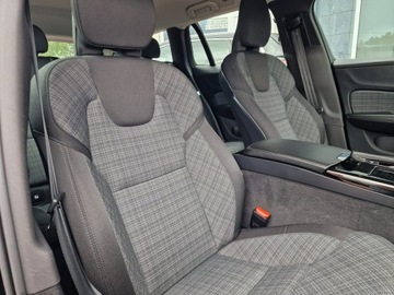 Volvo V60 II  2022 Volvo V60 Recharge T6 AWD Geartronic Core, zdjęcie 23