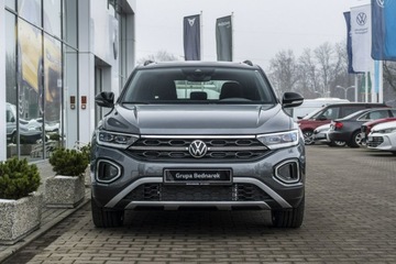 Volkswagen T-Roc I SUV Facelifting 1.5 TSI ACT 150KM 2025 Volkswagen T-Roc Final Edition 1.5 TSI 150 KM DSG, zdjęcie 3