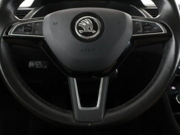 Skoda Superb III Scout 2.0 TDI 190KM 2019 Škoda Superb Skoda Superb 4x4 DSG full LED ACC, zdjęcie 20