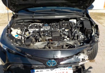 Toyota Corolla XII TS Kombi Facelifting 1.8 Hybrid 140KM 2022 Toyota Corolla Okazja 1.8 Hybryda 140KM, zdjęcie 4