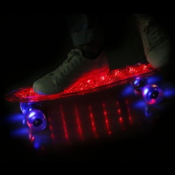 СКЕЙТБОРД FISZA С ПОЛНЫМ ОСВЕЩЕНИЕМ КОЛЕСА СВЕТОДИОДНАЯ ДОСКА USB