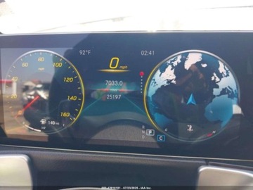 Mercedes GLB 2022 Mercedes-Benz GLB 250 2022 2.0l 2.0 Benzyna 221KM, zdjęcie 10