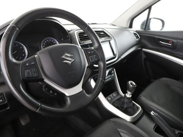 Suzuki SX4 II S-cross Facelifting 1.4 BOOSTERJET 140KM 2018 Suzuki SX4 S-Cross 1.4T 140KM skóra navi, zdjęcie 13