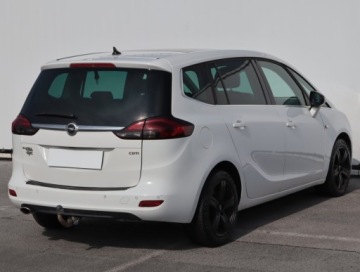 Opel Zafira C Tourer 2.0 CDTI ECOTEC 165KM 2014 Opel Zafira 2.0 CDTI, 162 KM, Automat, 7 miejsc, zdjęcie 4