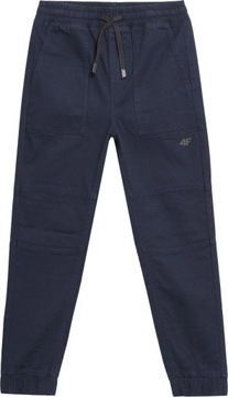 БРЮКИ ДЛЯ МАЛЬЧИКОВ 4F ДЖОГГЕРЫ ДЛЯ ДЕТЕЙ, ХЛОПОК AW23M412